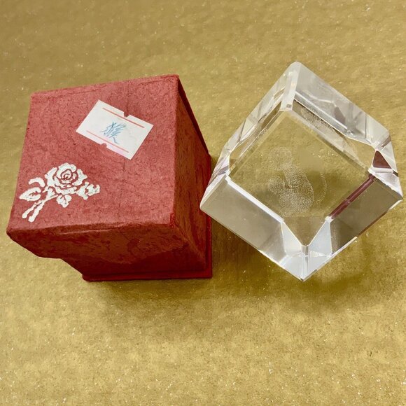 Crystal Glass 3D Laser Etch Paper Weight Cube 1 1/2” Chinese Zodiac Sign MONKEY - Picture 1 of 12